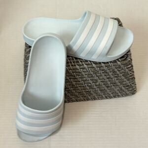 Adidas Adilette Aqua Slides Women's Size 7 LIKE NEW!